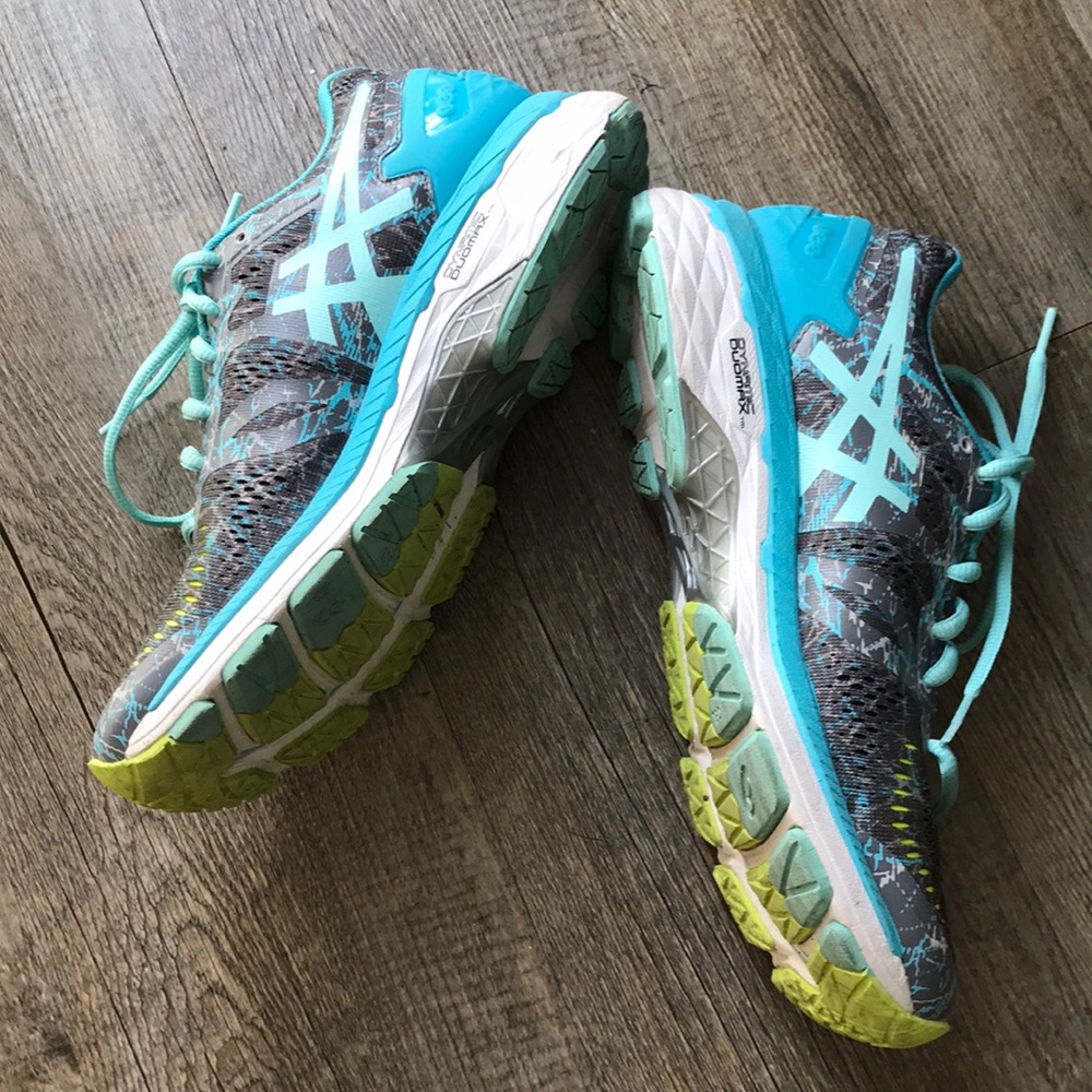 ASICS - Picture 3 of 4